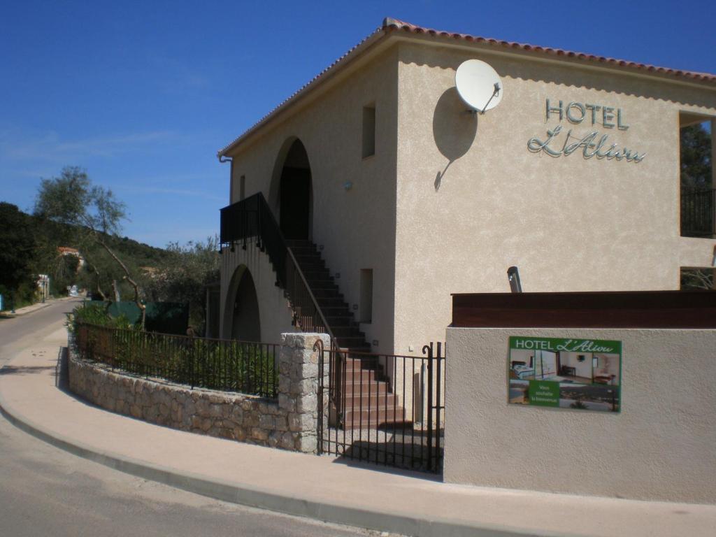 Hotel L'Alivu Galeria  Bagian luar foto
